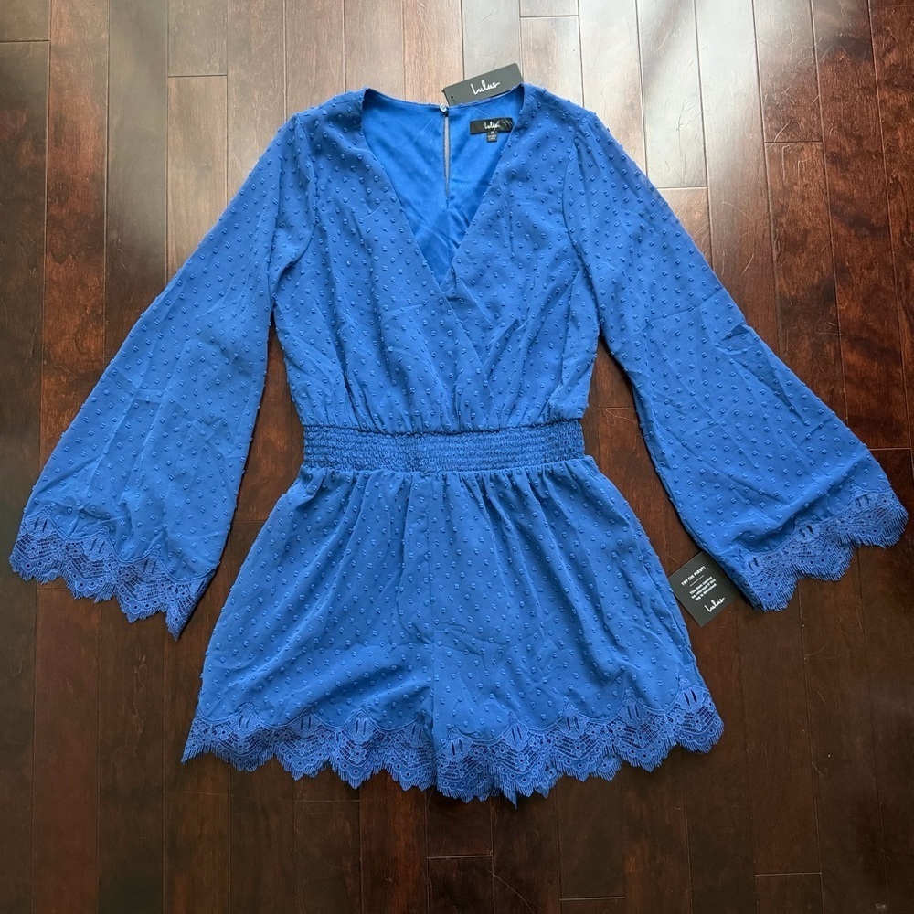 Lulus Women’s NWT Romper Size M Blue Dots Brunch Boho Chic Whimsical Lace